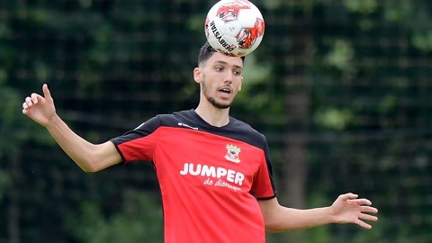 病与战术调 病与战术调